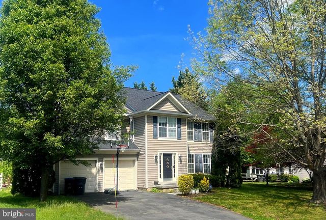17292 MAGIC MOUNTAIN DR, Round Hill, VA 20141