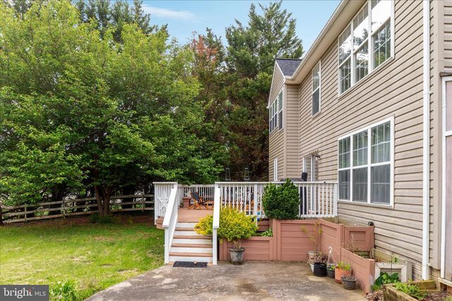 17292 MAGIC MOUNTAIN DR, Round Hill, VA 20141
