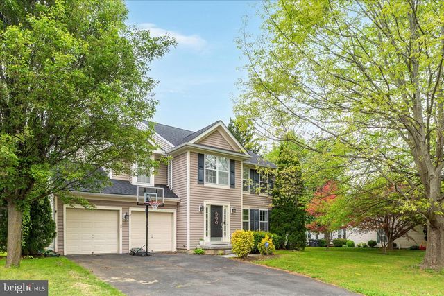 17292 MAGIC MOUNTAIN DR, Round Hill, VA 20141