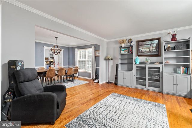 17292 MAGIC MOUNTAIN DR, Round Hill, VA 20141