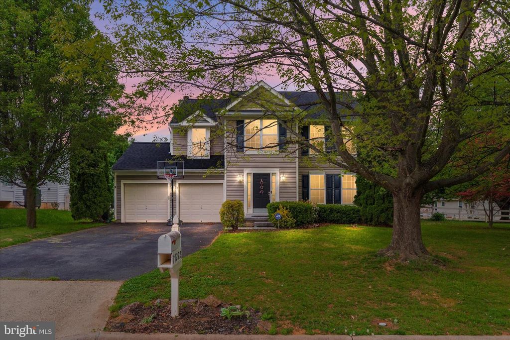 17292 MAGIC MOUNTAIN DR, Round Hill, VA 20141
