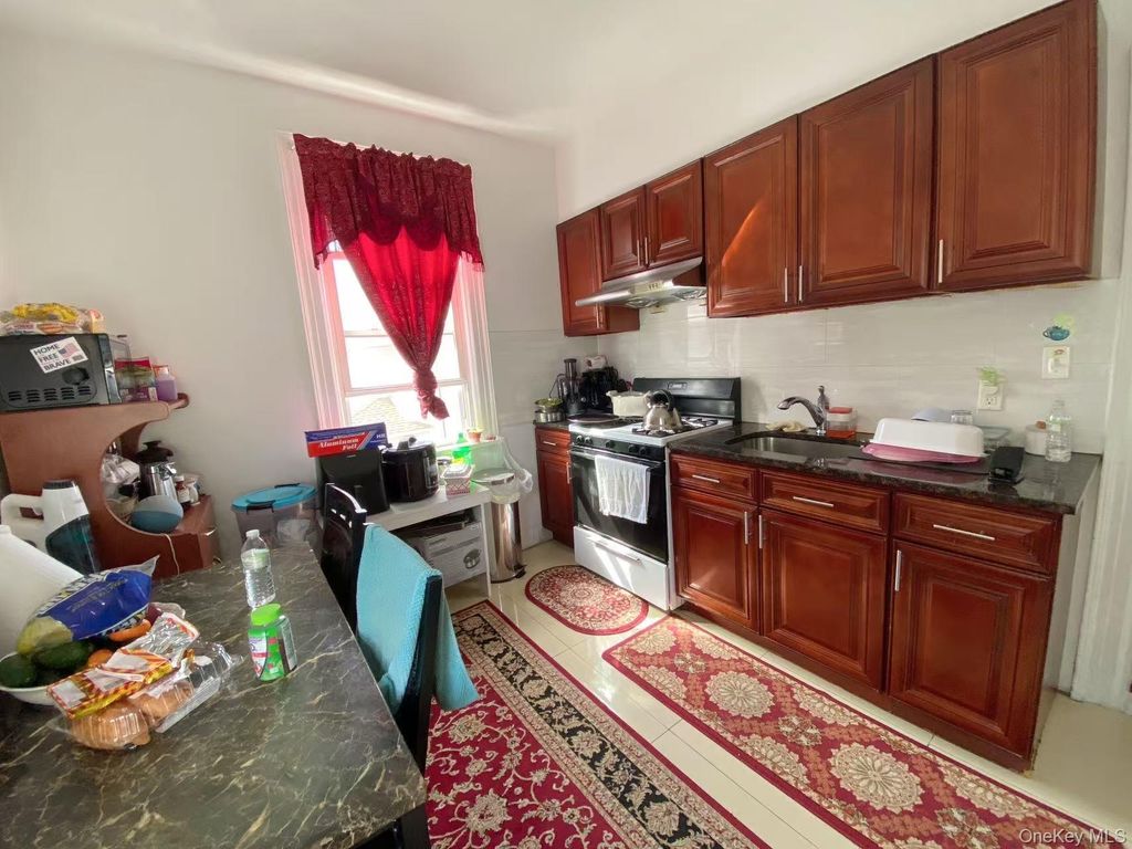 11720 111th Avenue, South Ozone Park, NY 11420 — photo 4