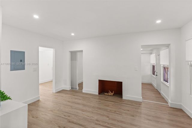 2508 SW 10th St 2508, Miami, FL 33135