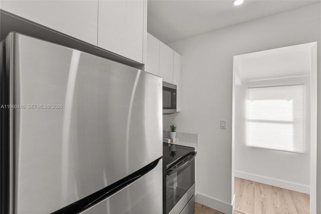 2508 SW 10th St 2508, Miami, FL 33135