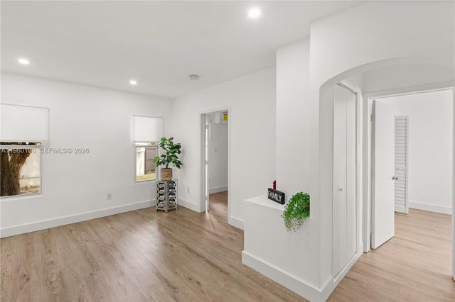 2508 SW 10th St 2508, Miami, FL 33135