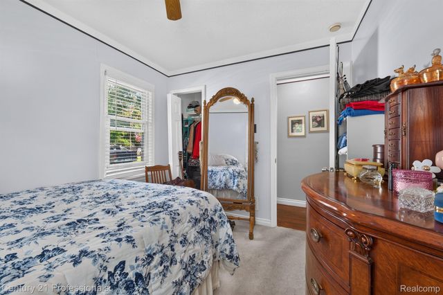 31711 Leona Street, Garden City, MI 48135