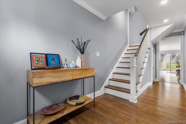 111 SPIER Road, Scarsdale, NY 10583