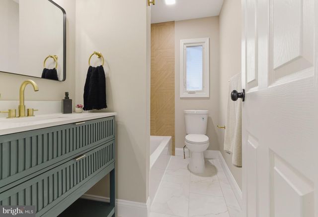 1609 ASTOR DR, Cherry Hill, NJ 08003