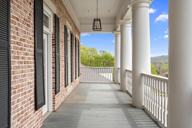 700 Legends Crest Dr, Franklin, TN 37069