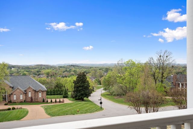 700 Legends Crest Dr, Franklin, TN 37069