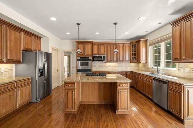 33 Marston Road, Bedford, NH 03110