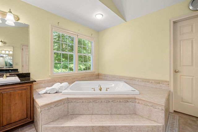33 Marston Road, Bedford, NH 03110