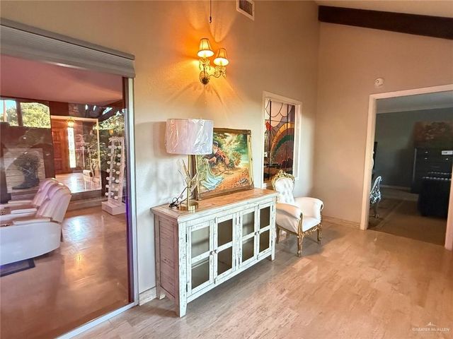 201 Chris Lane, Mcallen, TX 78503