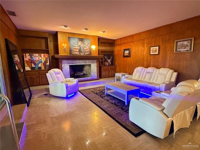 201 Chris Lane, Mcallen, TX 78503