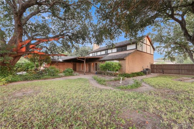 201 Chris Lane, Mcallen, TX 78503