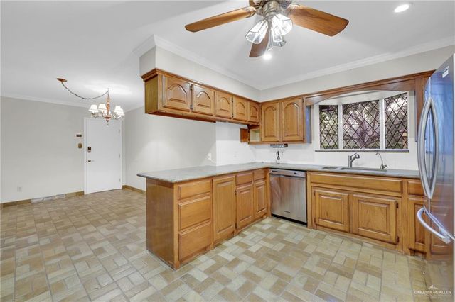 201 Chris Lane, Mcallen, TX 78503