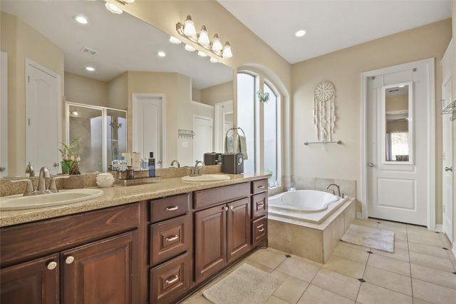 27906 Iberville Glen Dr, Katy, TX 77494