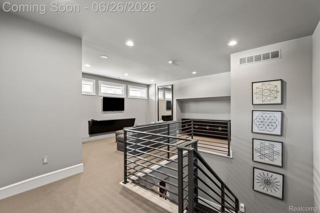 30442 S Greenbriar Road, Franklin Village, MI 48025