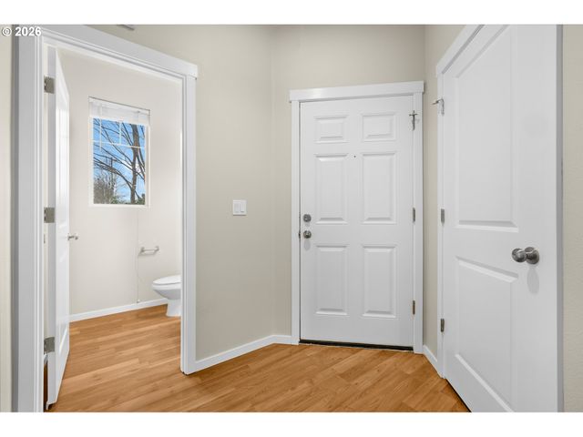 7826 Se SPORRI Ln, Milwaukie, OR 97267