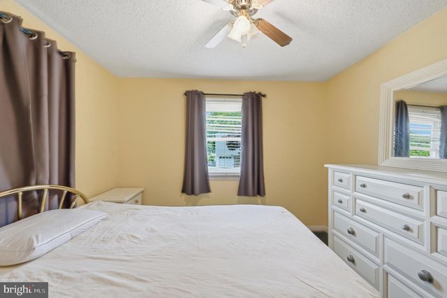 3166 WESTON ST, Philadelphia, PA 19136
