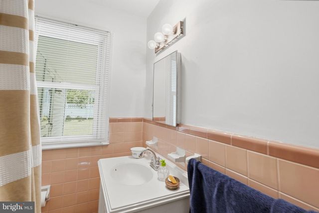 3166 WESTON ST, Philadelphia, PA 19136