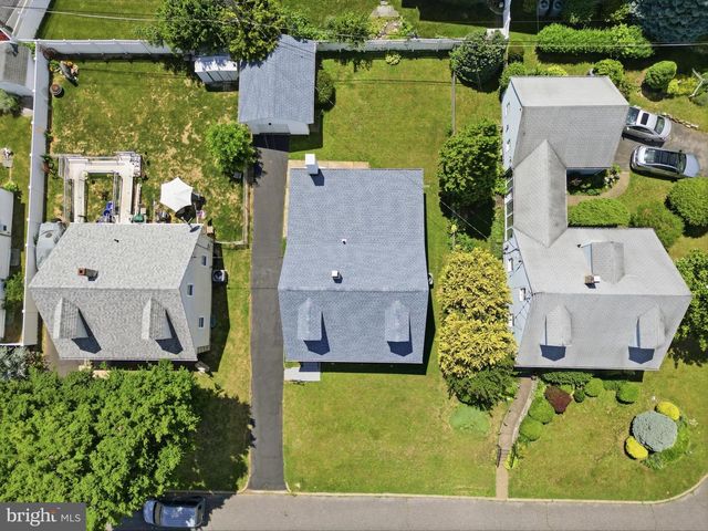 3166 WESTON ST, Philadelphia, PA 19136