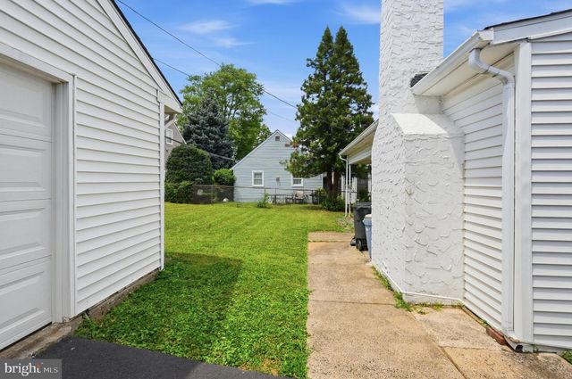 3166 WESTON ST, Philadelphia, PA 19136