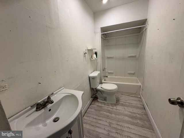 20 CHARLOTTE AVE, Hamilton, NJ 08629