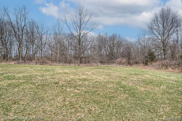 2409 Granger Road, Ortonville, MI 48462