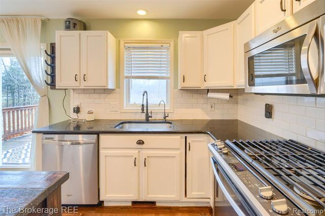 2409 Granger Road, Ortonville, MI 48462