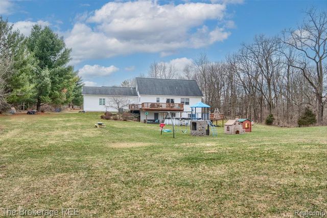 2409 Granger Road, Ortonville, MI 48462