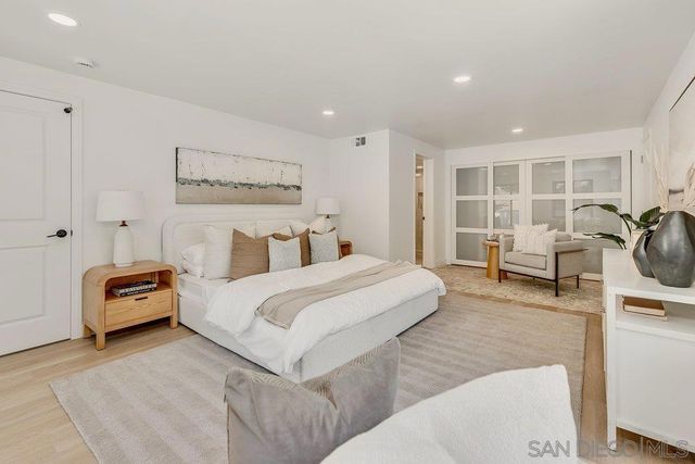 248 Avenida De Los Claveles, Encinitas, CA 92024