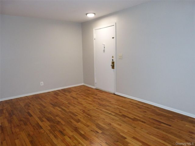 201 Kearsing Parkway D, Monsey, NY 10952