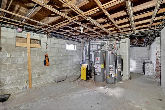 374 Branch Avenue, Providence, RI 02904