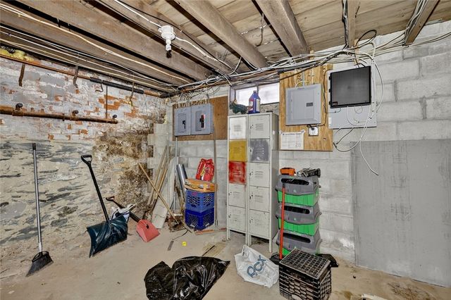 374 Branch Avenue, Providence, RI 02904