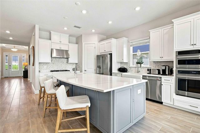 10463 ECLIPSE STREET, Sarasota, FL 34241