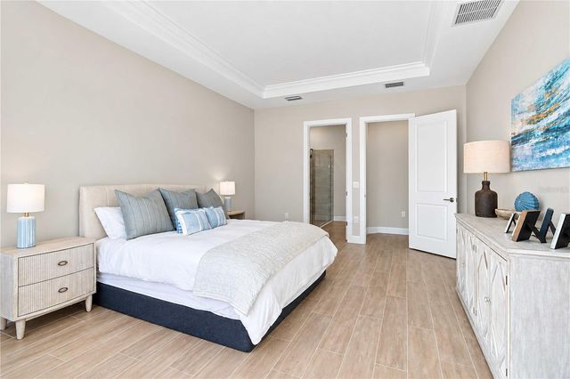 10463 ECLIPSE STREET, Sarasota, FL 34241