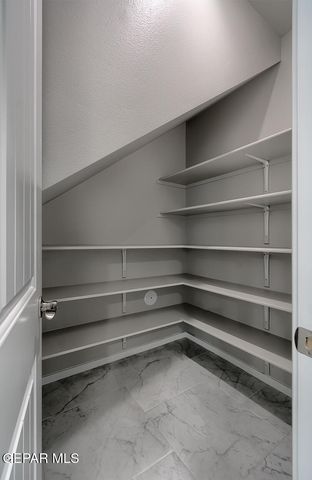 13916 Summer Valley Avenue, El Paso, TX 79928