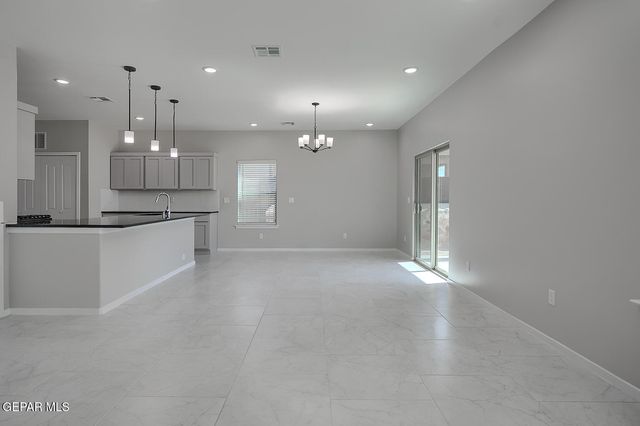 13916 Summer Valley Avenue, El Paso, TX 79928