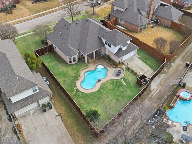 7713 Brushfield Drive, Plano, TX 75025