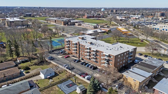 9445 Kenton Avenue 207, Skokie, IL 60076