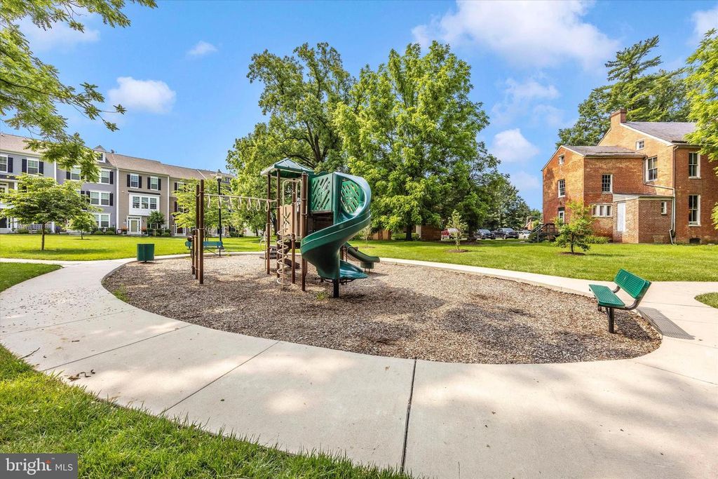 106 SPRING BANK WAY, Frederick, MD 21701