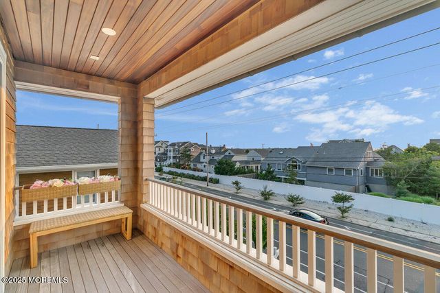 985 Ocean Avenue, Mantoloking, NJ 08738