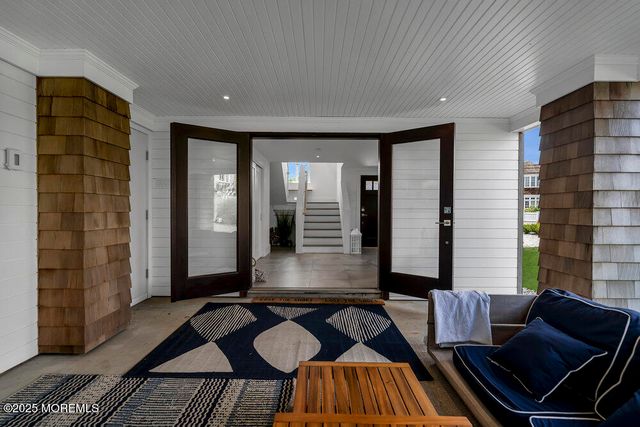 985 Ocean Avenue, Mantoloking, NJ 08738