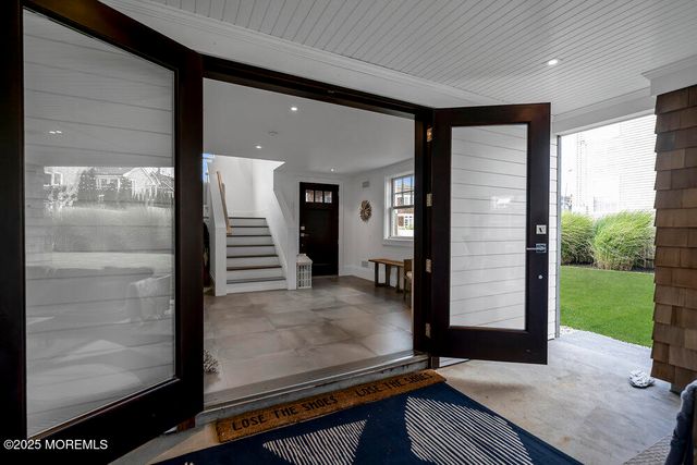 985 Ocean Avenue, Mantoloking, NJ 08738