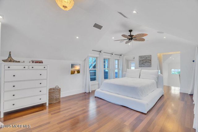 985 Ocean Avenue, Mantoloking, NJ 08738