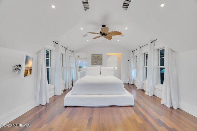 985 Ocean Avenue, Mantoloking, NJ 08738