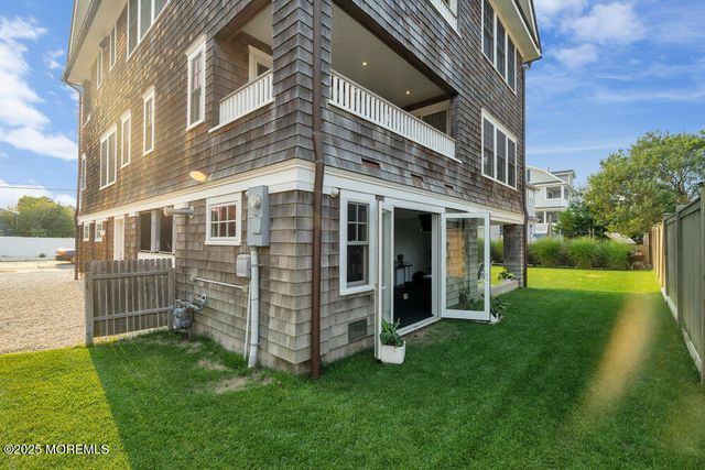 985 Ocean Avenue, Mantoloking, NJ 08738