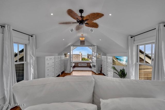 985 Ocean Avenue, Mantoloking, NJ 08738