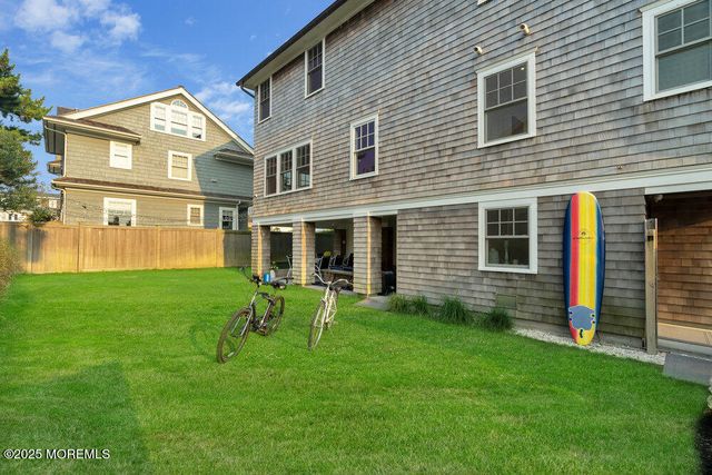 985 Ocean Avenue, Mantoloking, NJ 08738